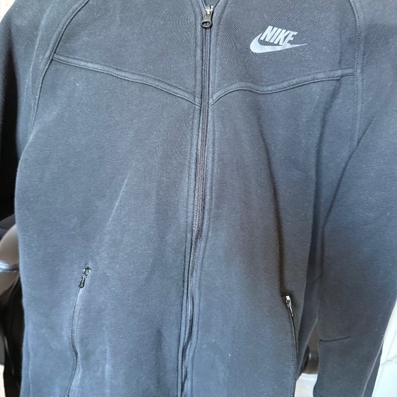 Nike Tech hoodie - Picture 1 of 3